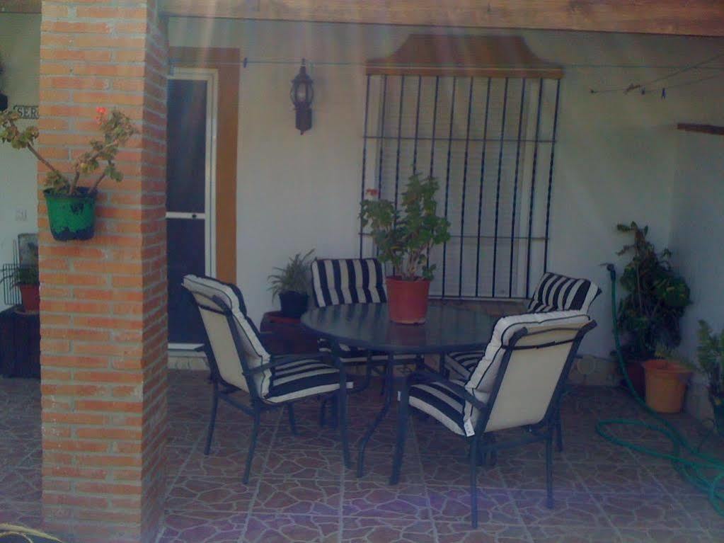 Villa Rosal- Solo Familias Y Parejas Conil De La Frontera Exterior photo